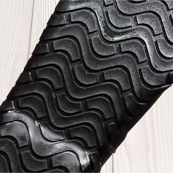 (S-4201) BOGS Unisex Kids' Rainboot Solid Lightweight Waterproof Boots Sz 2 - Picture 8 of 11